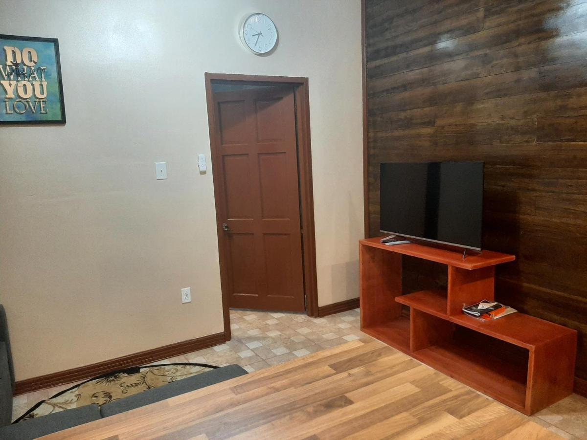 Jrs Apartments جورج تاون المظهر الخارجي الصورة
