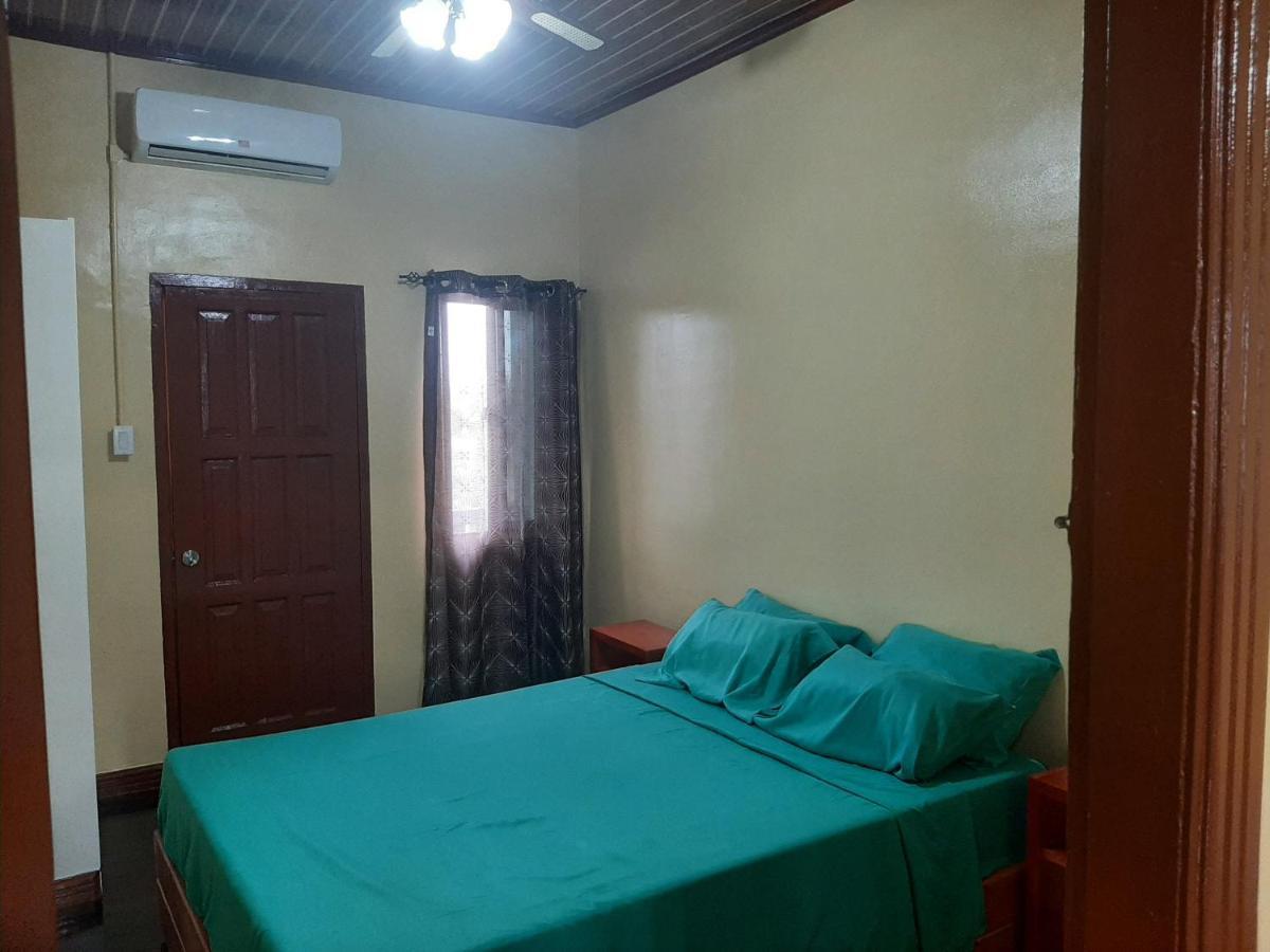 Jrs Apartments جورج تاون المظهر الخارجي الصورة